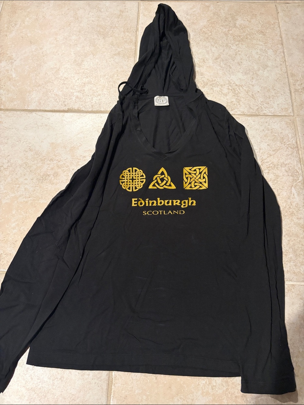 Authentic Edinburgh Scotland Graphic Lightweight Hoodie 🏴✨